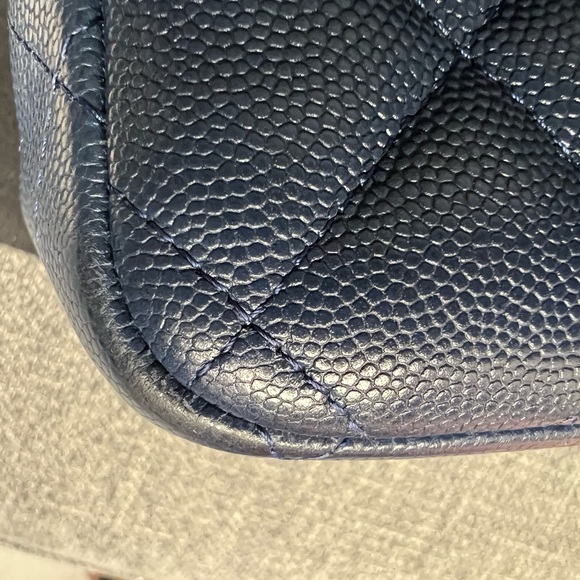 CHANEL classic double flap JUMBO caviar NAVY leather bag - Picture 16 of 16